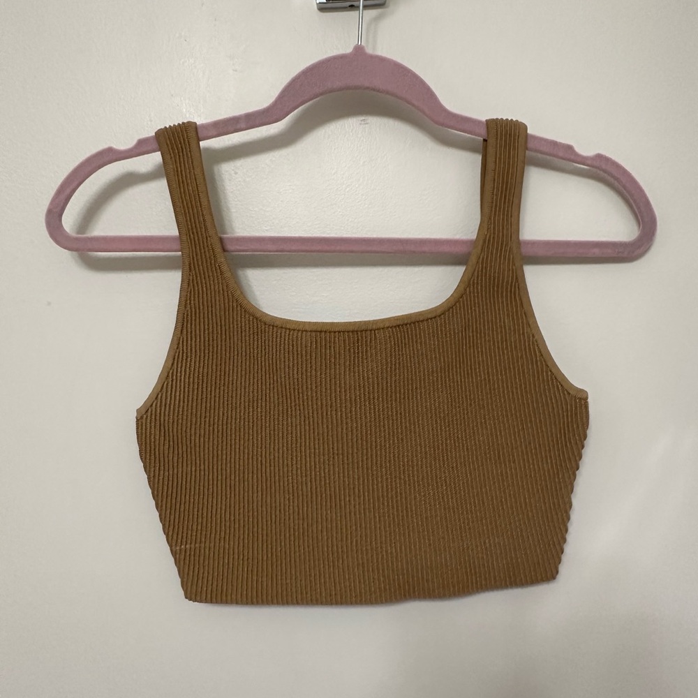 Babaton Camel Ribbed Crop Top